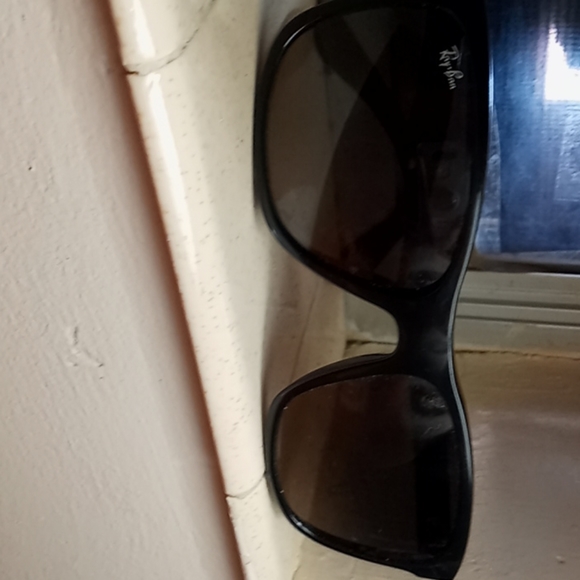 Sunglasses - Picture 1 of 2